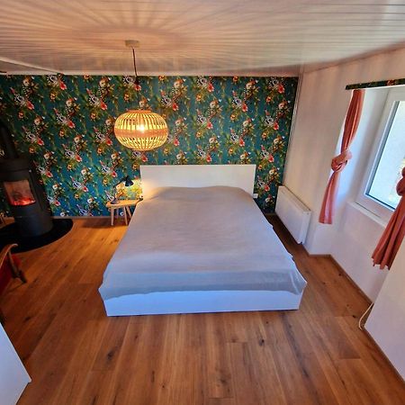 Kunstplanet Im Herzen Der Alpen Am Planetenweg Visp Ngoại thất bức ảnh
