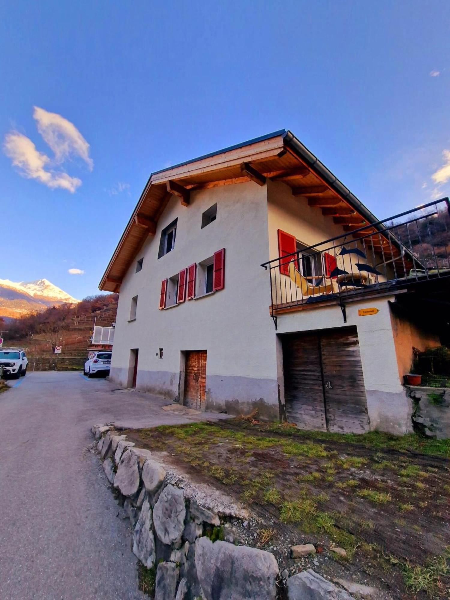 Kunstplanet Im Herzen Der Alpen Am Planetenweg Visp Ngoại thất bức ảnh