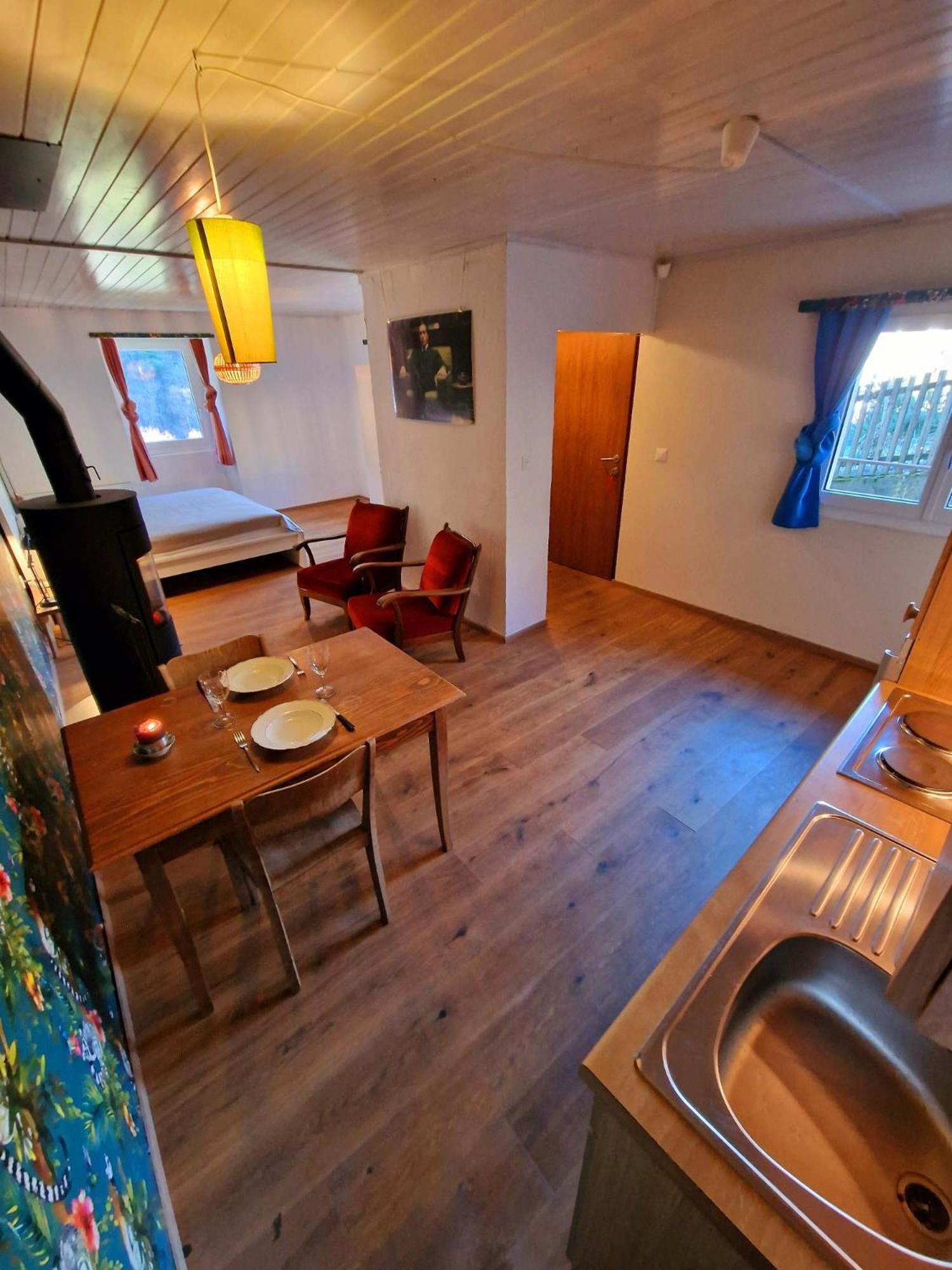 Kunstplanet Im Herzen Der Alpen Am Planetenweg Visp Ngoại thất bức ảnh