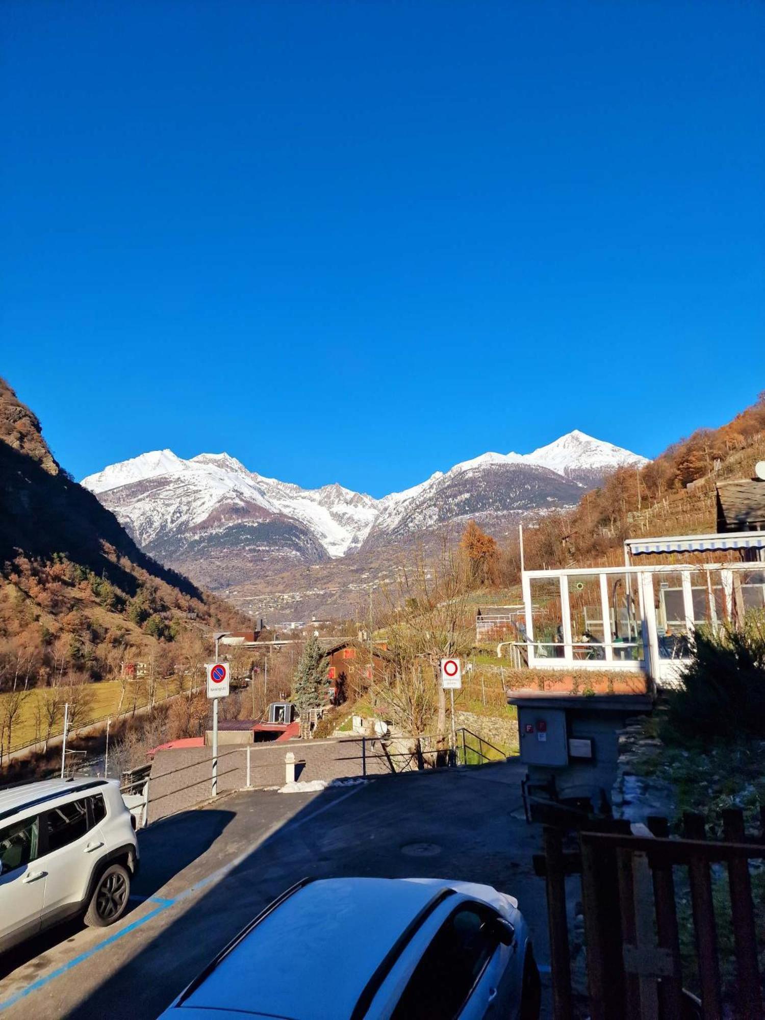 Kunstplanet Im Herzen Der Alpen Am Planetenweg Visp Ngoại thất bức ảnh